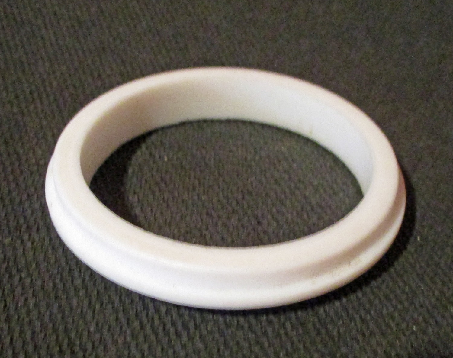 Gasket, Teflon 2 5/8"OD o/all & 2 3/16"OD Under Lip 3 gasket main photo