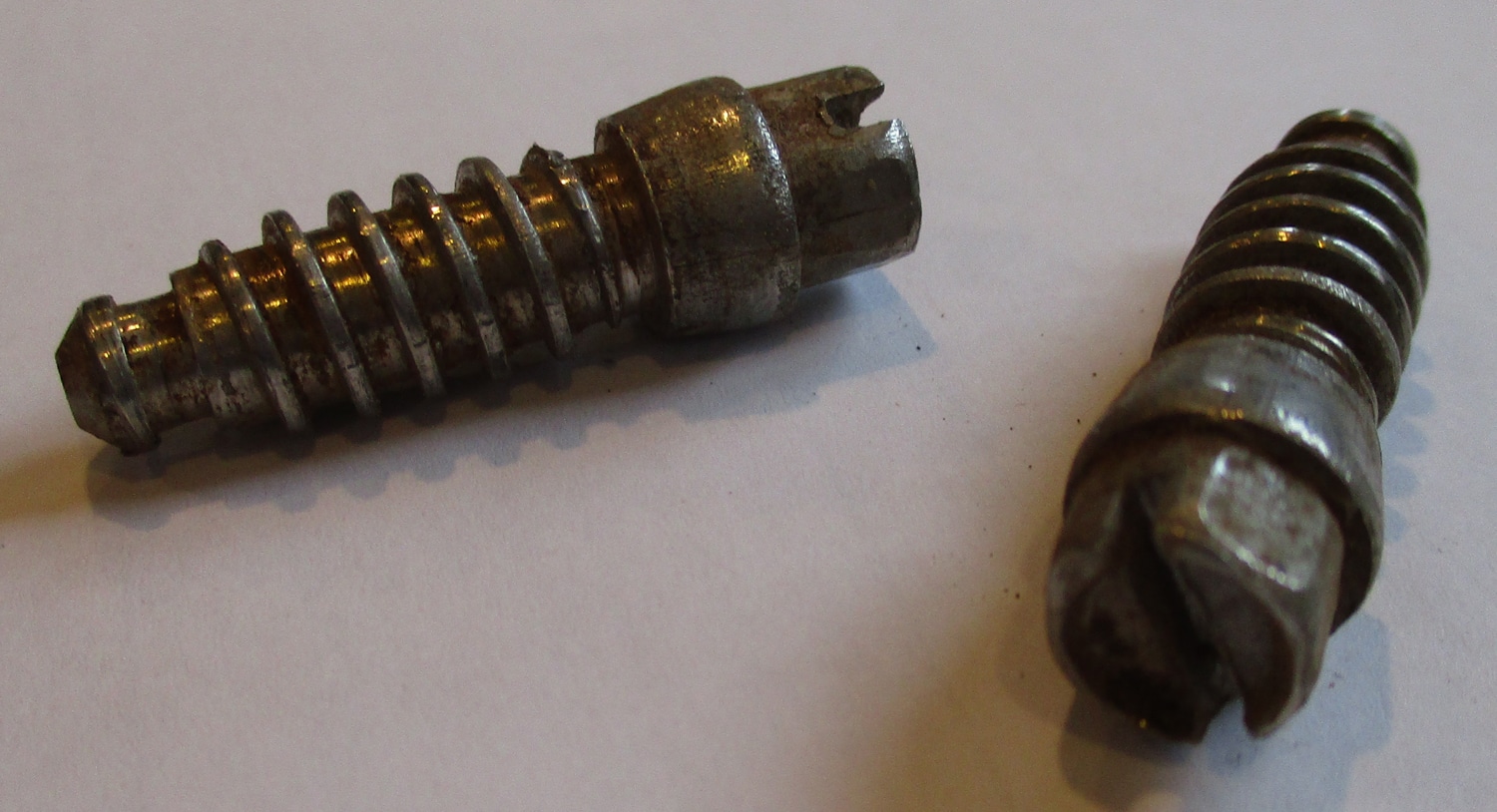 Screw, Valve Adj. Sl, 1 1/4&Amp;Quot;L 10Tpi, Pkg./2