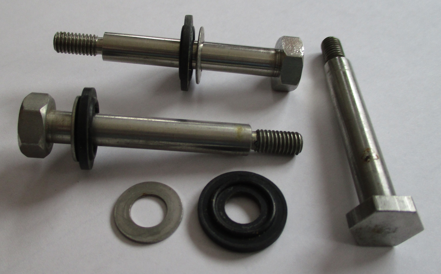 Bolt, Hx Shoulder W/Washer &Amp;Amp; Gasket, 2 1/8&Amp;Quot;L, Pkg./3