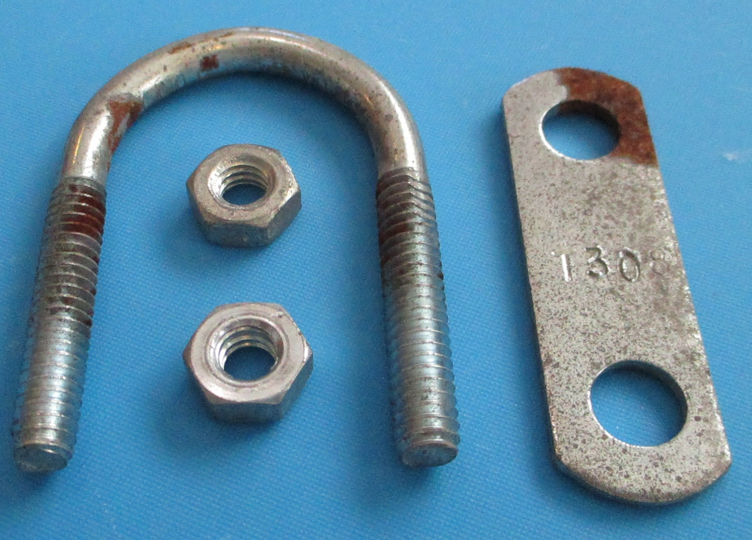 U-Bolt, 2 3/16"L, 1/4-28THD SZ 4 U-Bolt, 2 3/16"L, 1/4-28 THD SZ