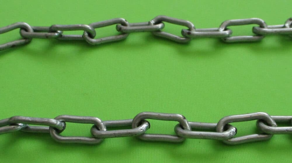 Chain, 12 1/4"L, 23 Links