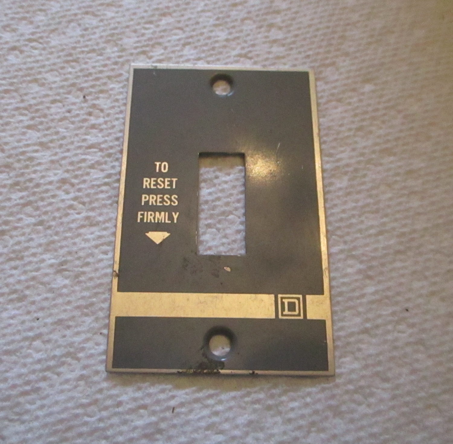 Plate, Switch 4 Plate, Switch - Image 2