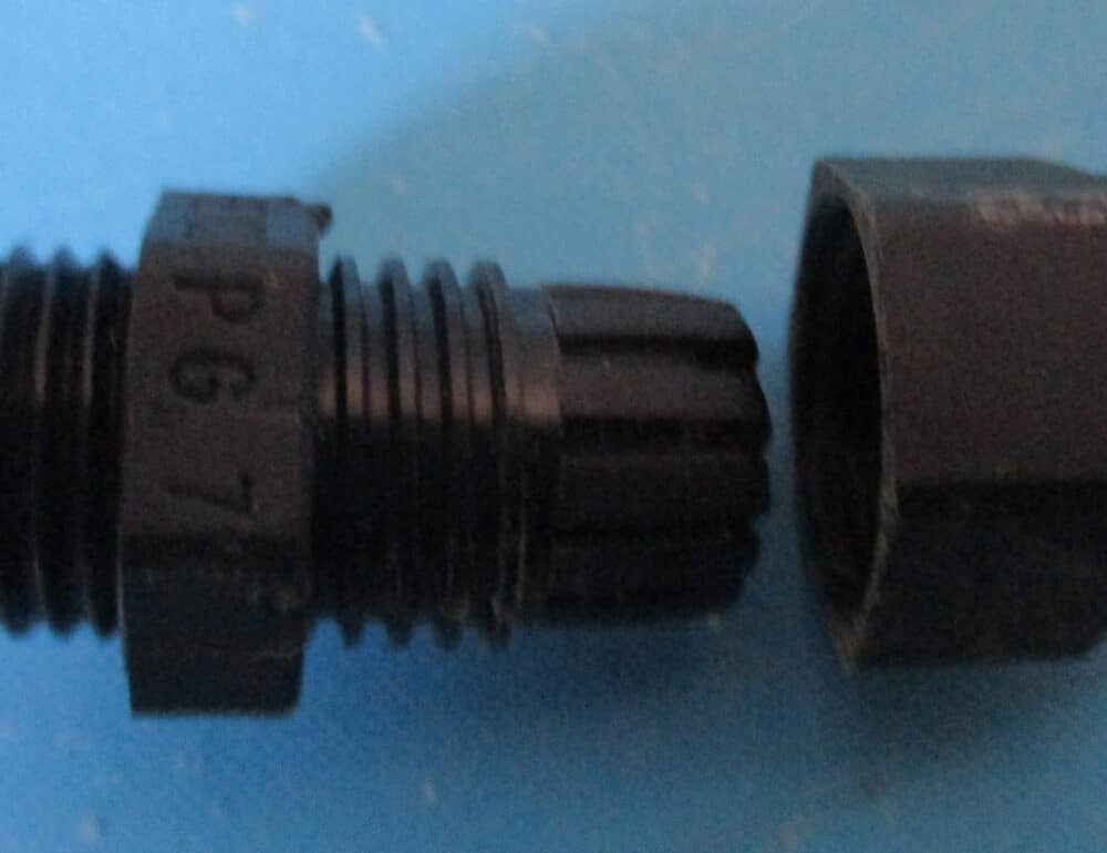 Grip/Connector Wire, 1 3/16" L