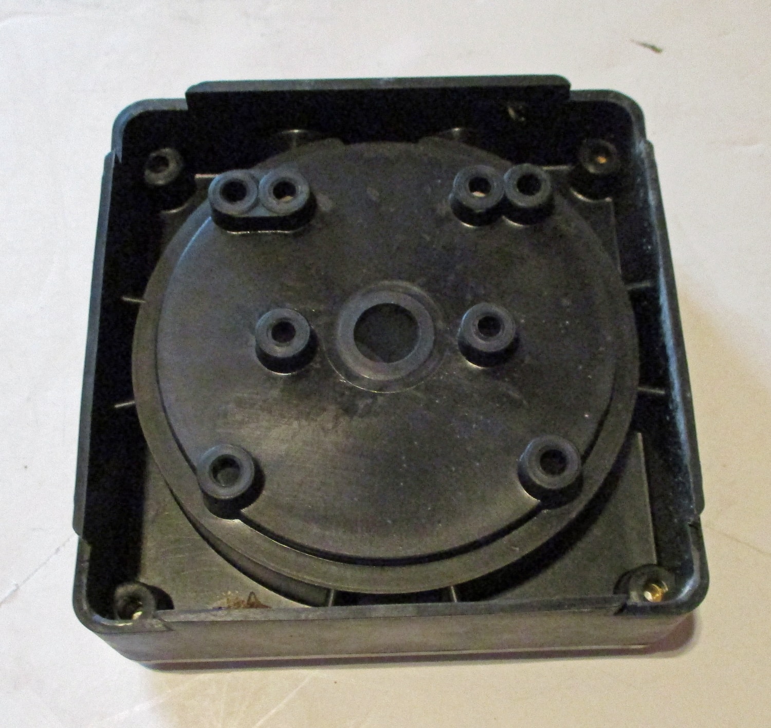 40 oz. Peristolic Pump, 115V, 60Hz 8 fan