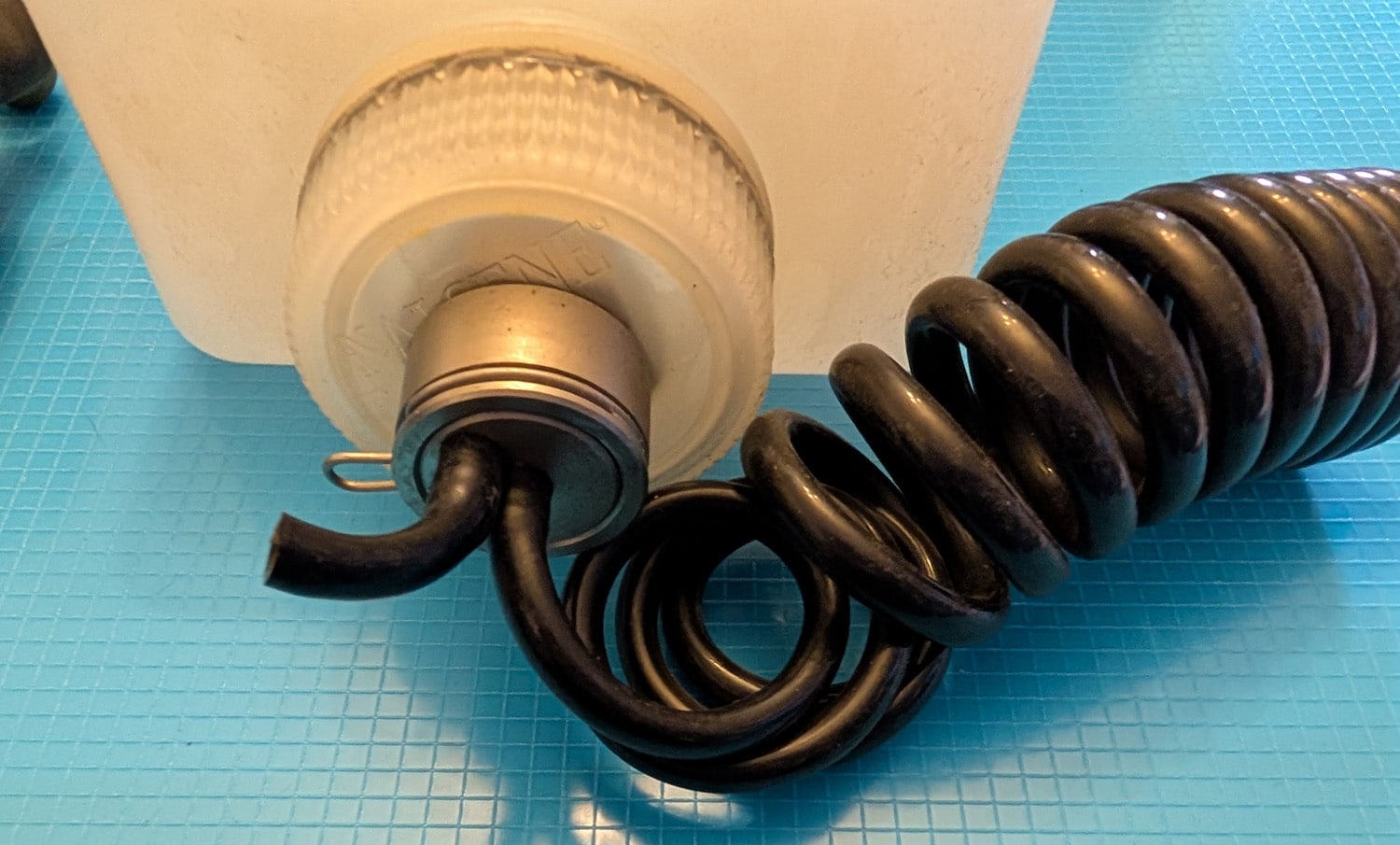 Power Dipper Bottle and Coil 6 Power Dipper Bottle and Coil - Image 4