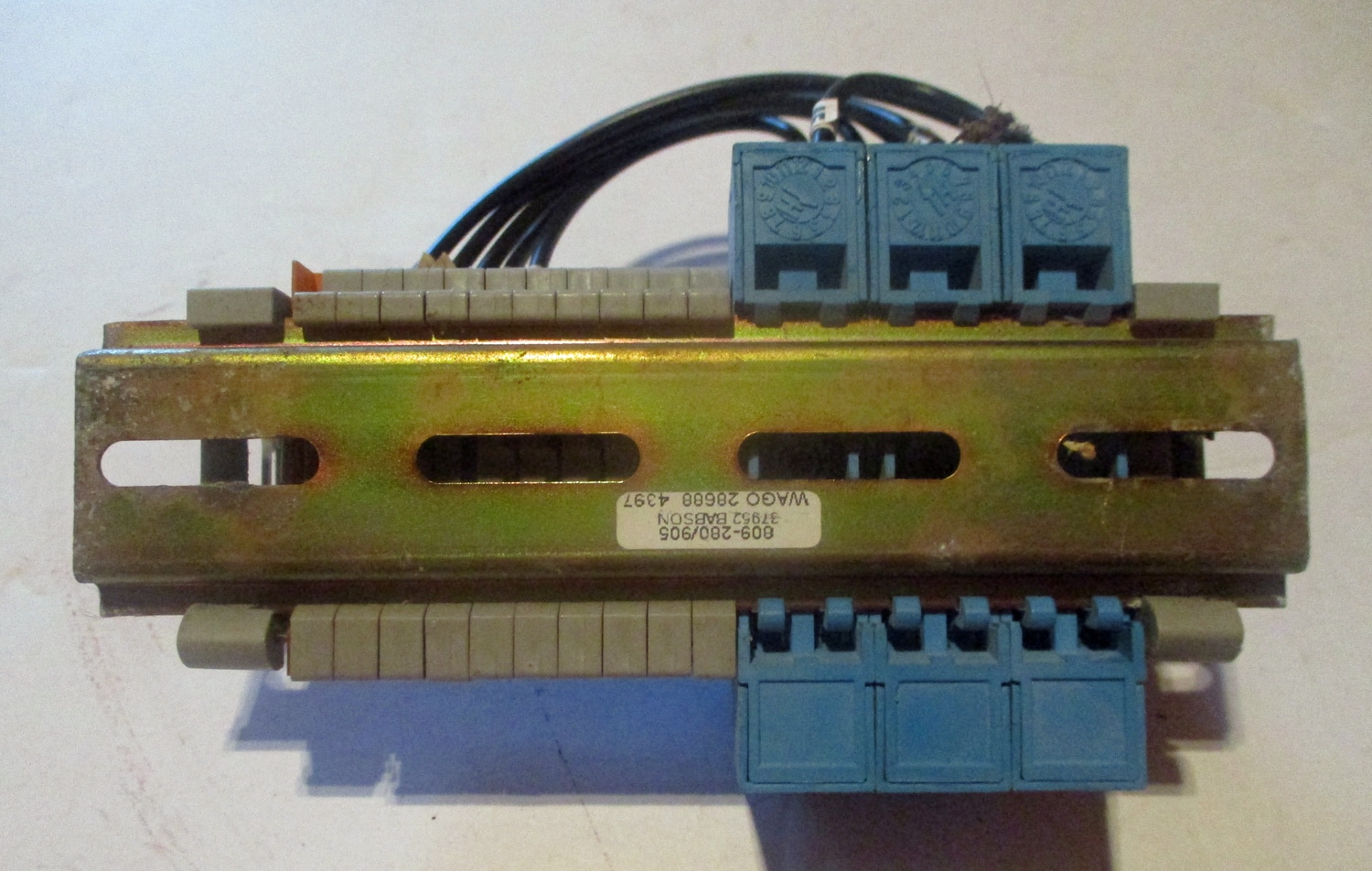 Terminal Block for Navigator w/Din Rail, Spare Parts & 120VAC Relays 5 close up