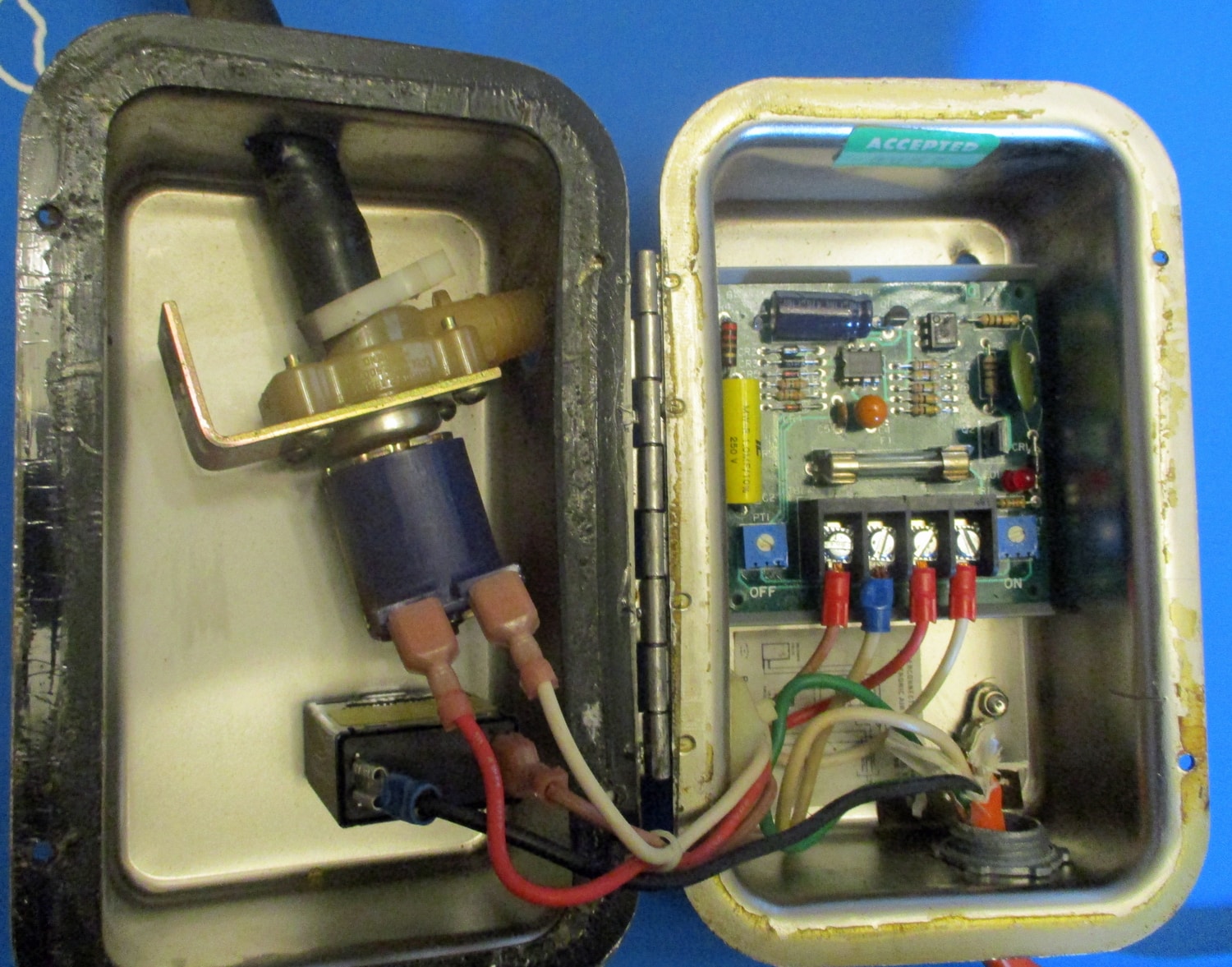 Surge air injector