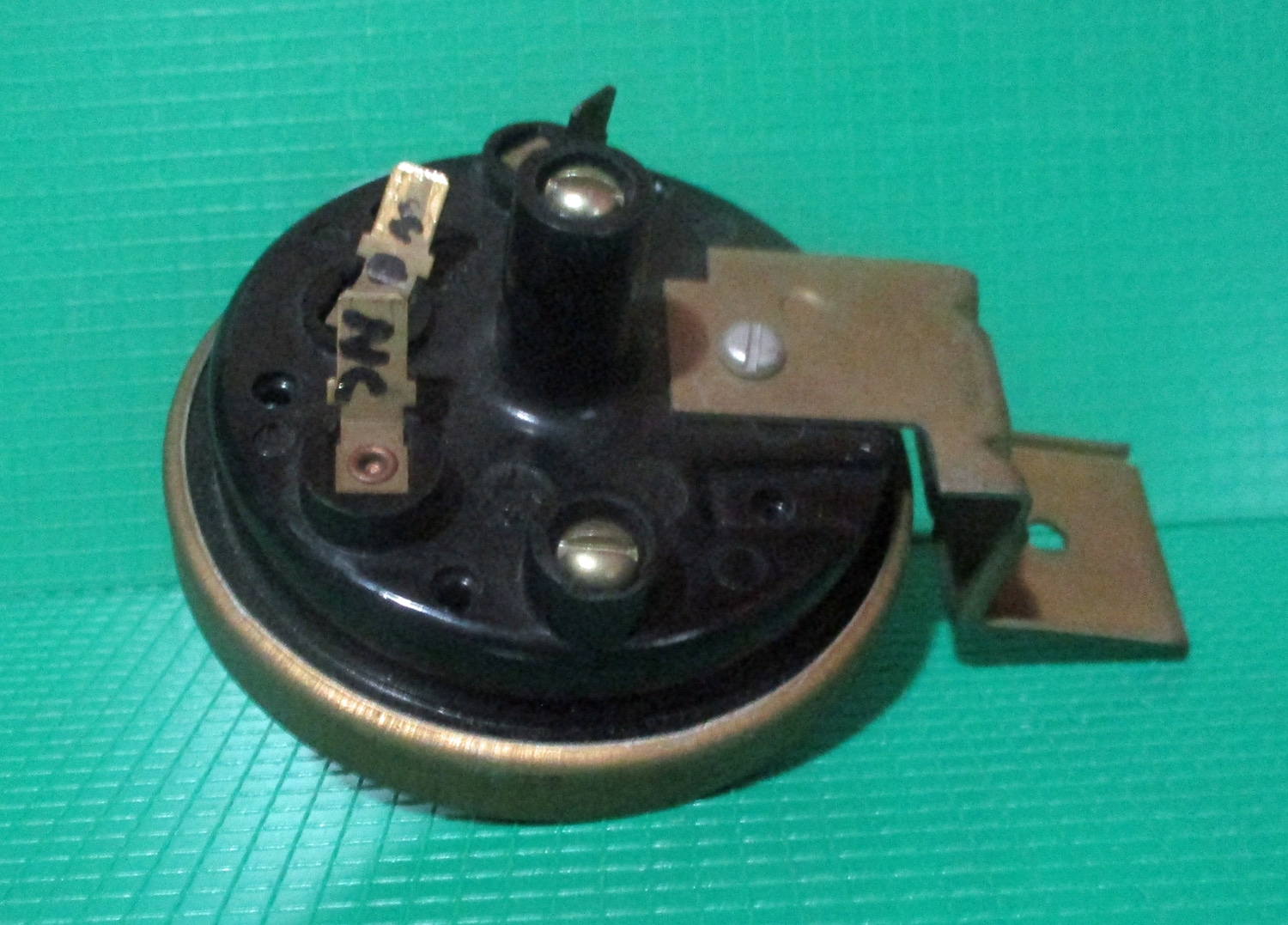 Pressure Switch W/Hose, 10Amp/250Vac, 15Amp/125Vac