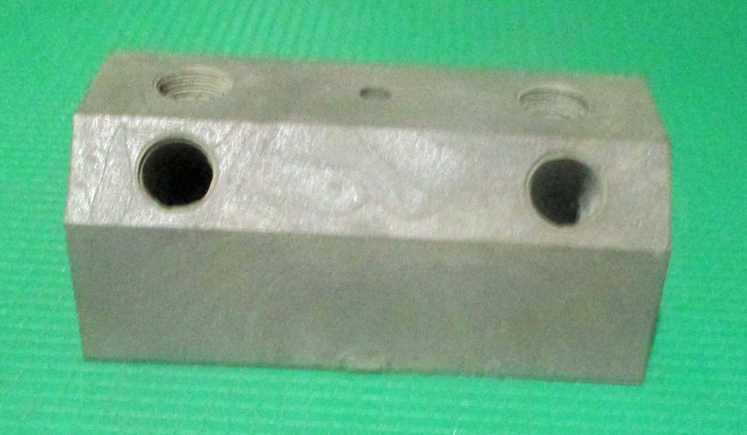 Inlet Manifold Block, Two-Place, 3 7/8"L 4 Inlet Manifold Block, Two-Place, 3 7/8"L