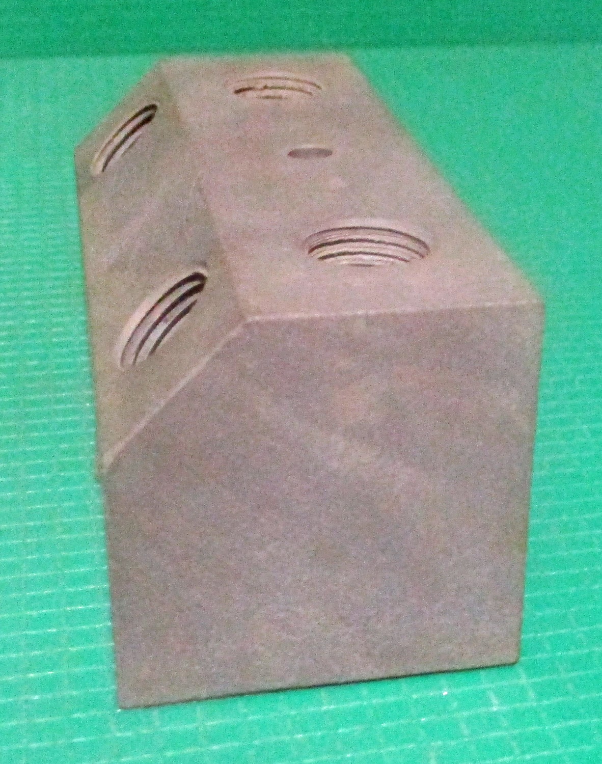 Inlet Manifold Block, Two-Place, 3 7/8"L 7 Inlet Manifold Block, Two-Place, 3 7/8"L