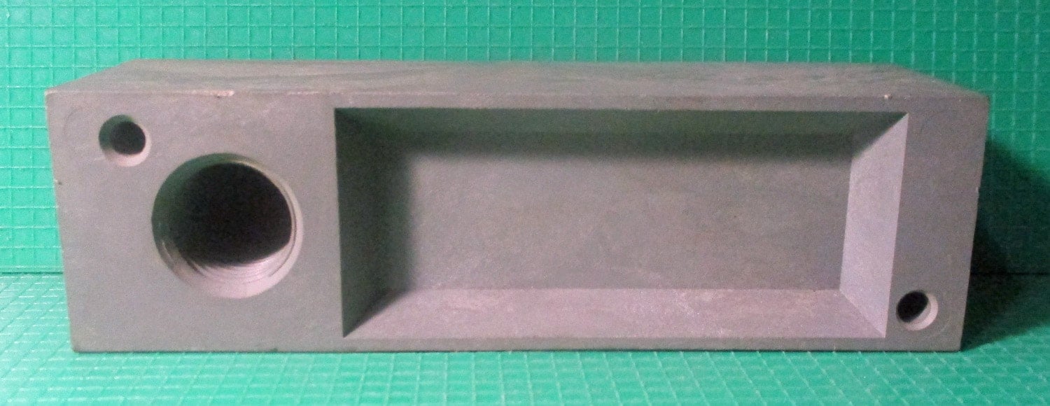 Outlet Manifold Block, 5 9/16"L 8 Outlet Manifold Block, 5 9/16"L