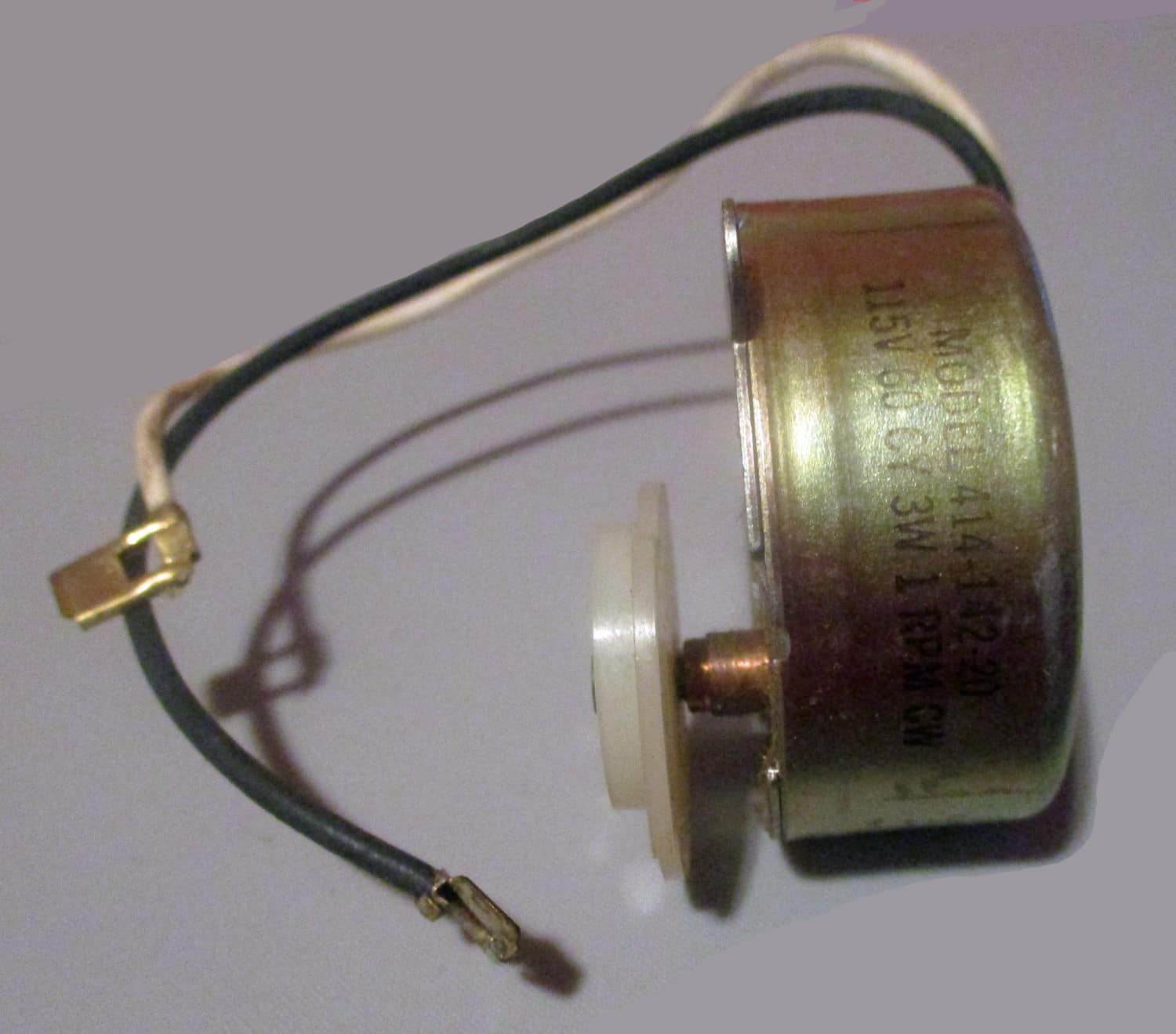 Motor, Timer for ZeroMatic Washer, 115V, 60CY, 3W 4 close up