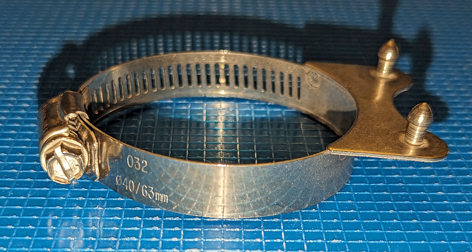 Support for Exhaust Flapper Valve 5 close up