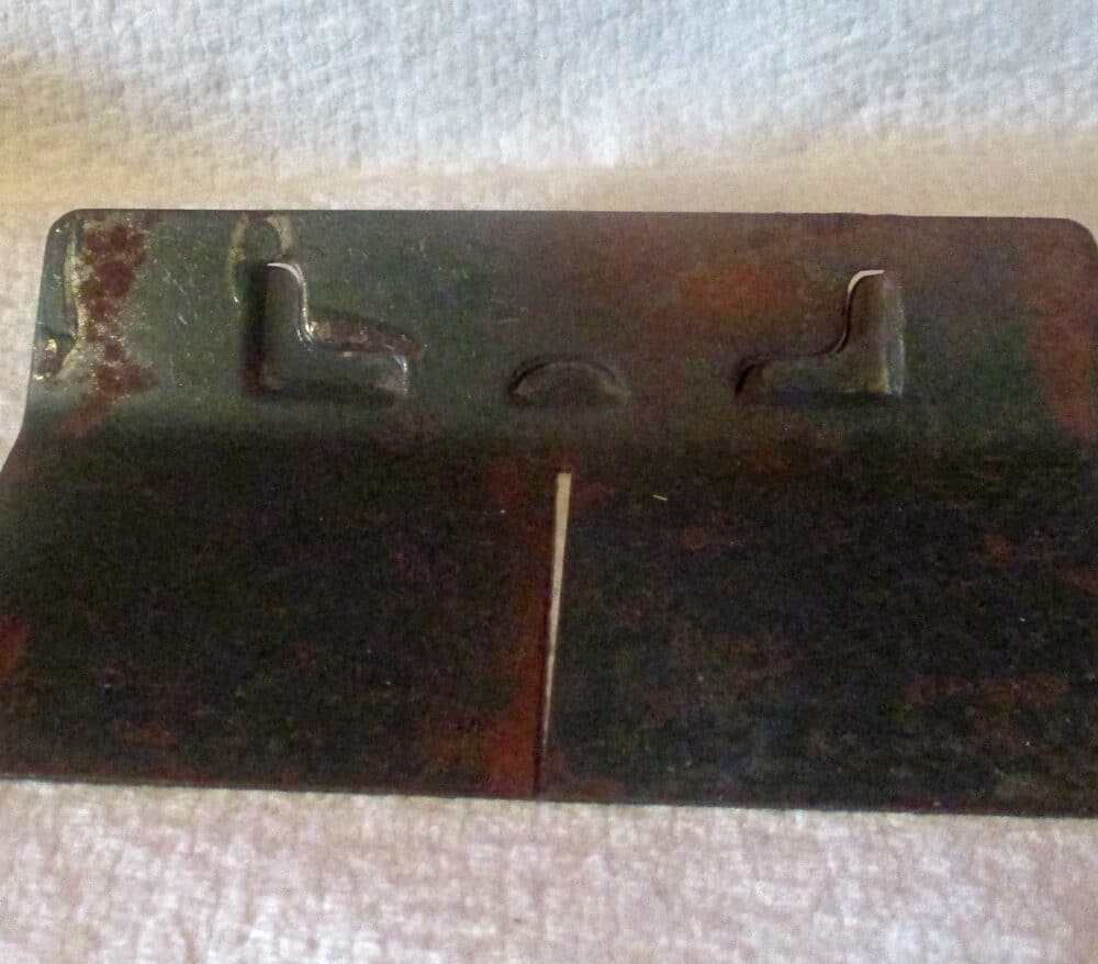 plate for Alamo pump main photo