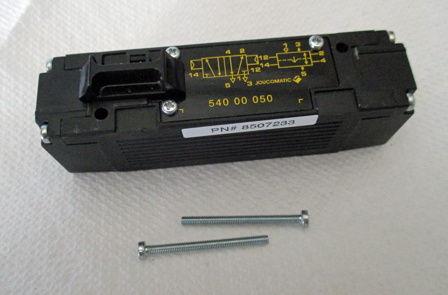 4 way valve 5 port