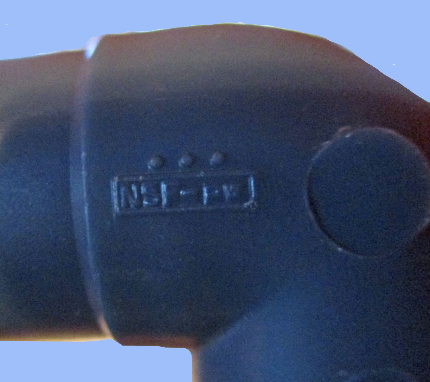 Fitting, Elbow 3/4" Barbed, Pkg/2 6 Fitting Plastic 3/4" Barbed 2 1/2"L x 2 1/2"L Pkg of 2