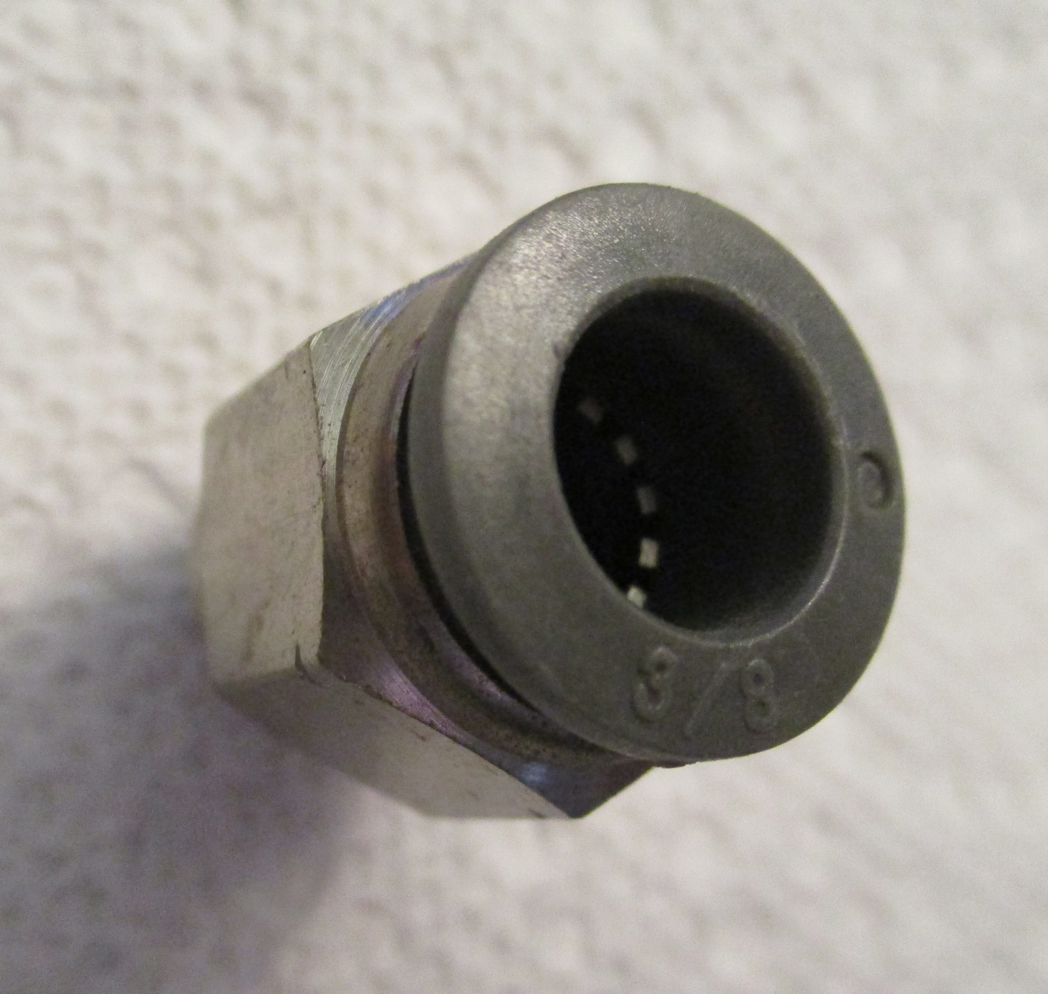 Fitting, Straight 3/8" Slip x 1/8" NPT 6 Fitting Straight 3/8" x 1/8" NPT
