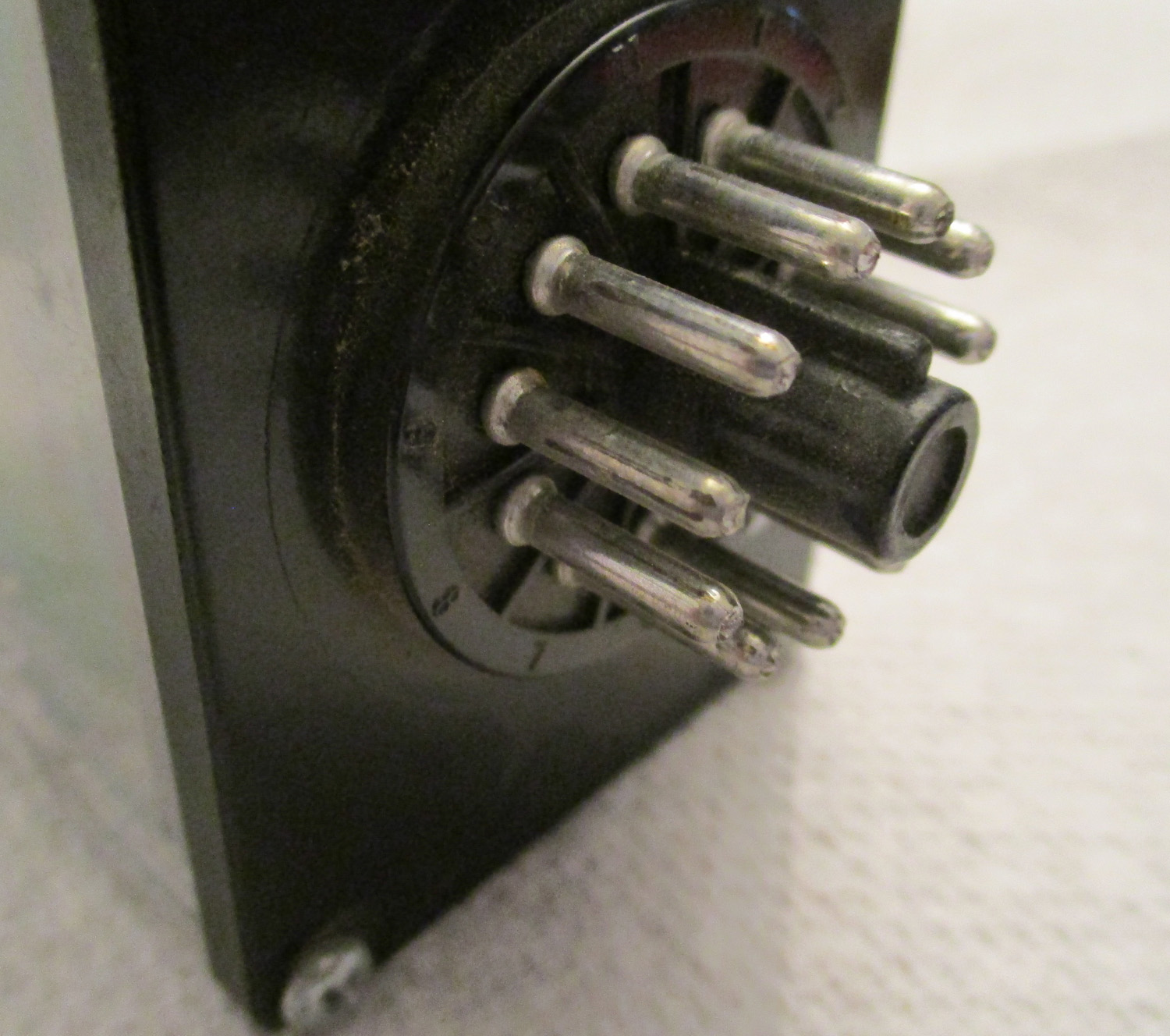 Relay 11 Pin 100 Ohm Pt Rtd 100°-200°F Hi Alarm Set @ 163°F 115Vac