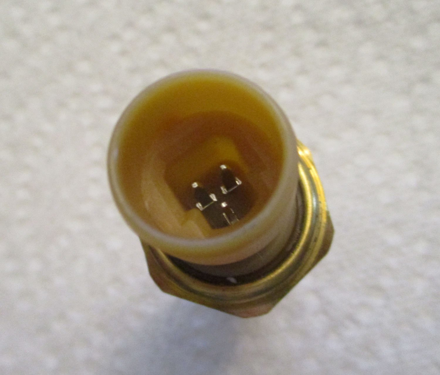 Sensor, Differential Oil Pressure 9 Switch Pressure Lube Oil with Meter Cable