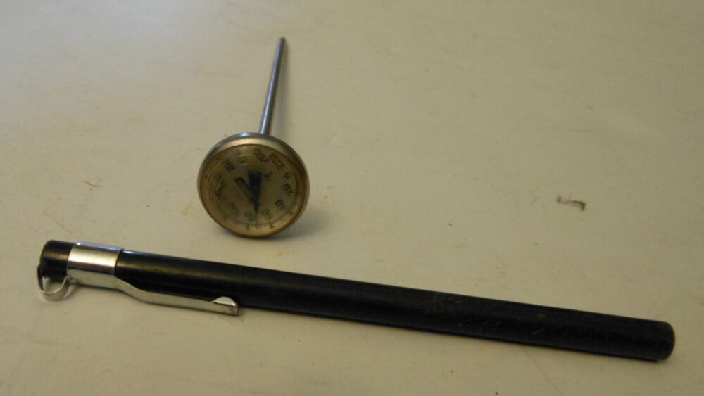 Gauge Analog Temperature