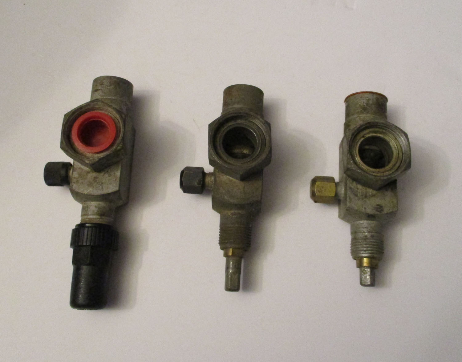 Valve For Rotolock Service With Copper
