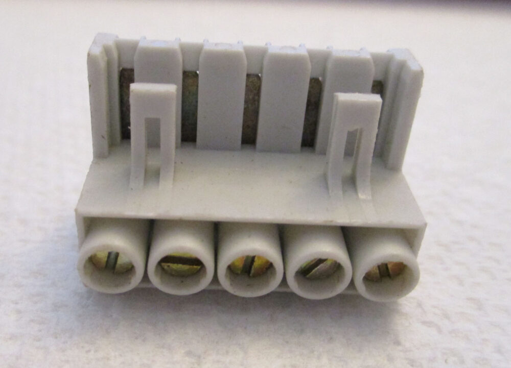 Terminal Plug Omni 5 Place Grey 1&Amp;Quot;L