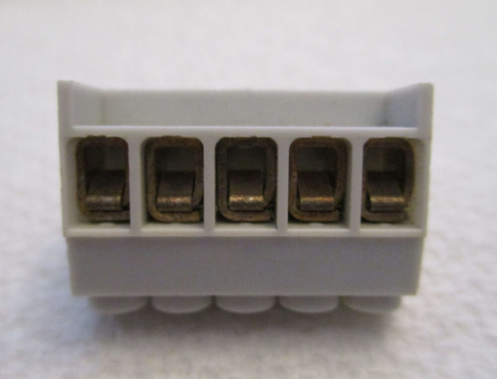 Terminal Plug Omni 5 Place Grey 1&Amp;Quot;L