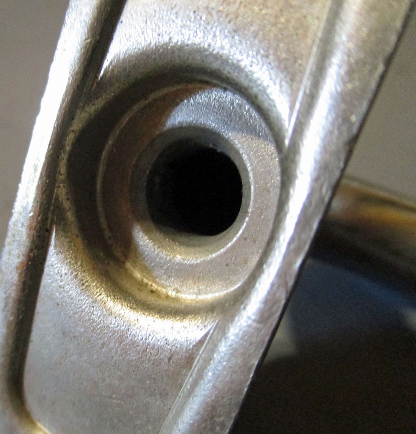 Outlet ASM for Mixing Valves 10 Bracket w/Bend 10 1/2"L