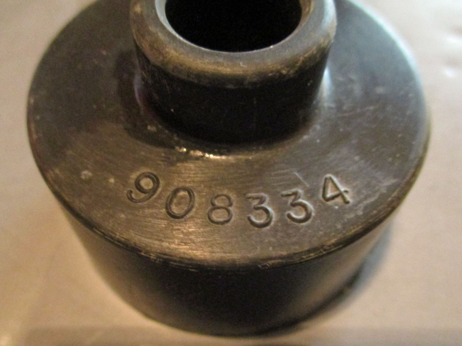 Rubber Sleeve, 1 7/8"OD 5 Plug Rubber 46566
