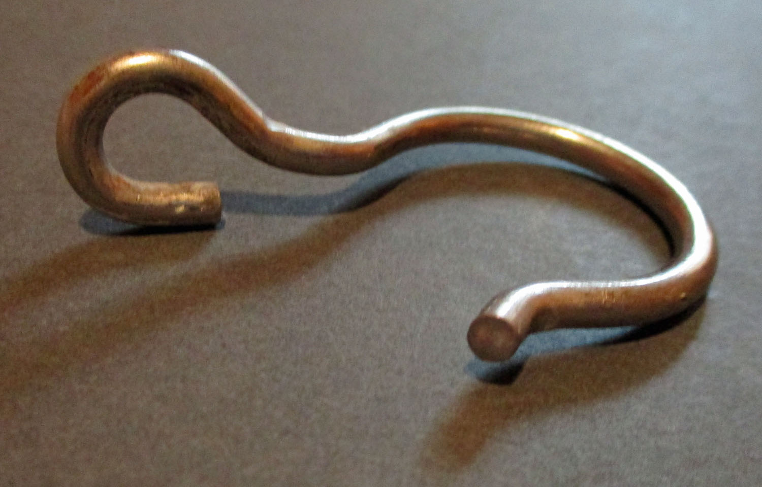 Hook w/Loop 4 Hook w/Loop 2 1/4"L