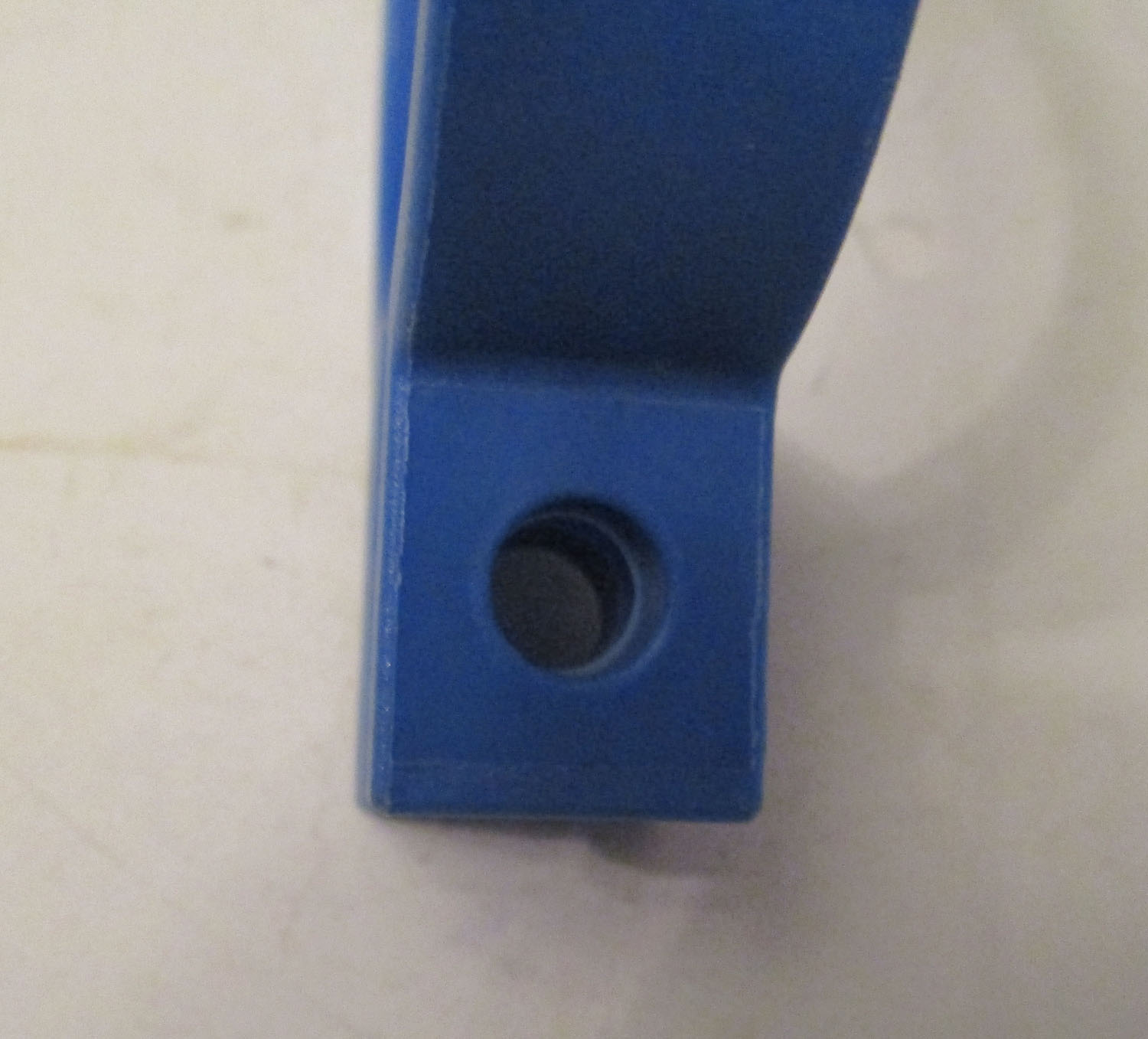 Clamp with Cable Guard for 1 1/2" Pipe 7 Clamp Cable Guard 3 1/4"L