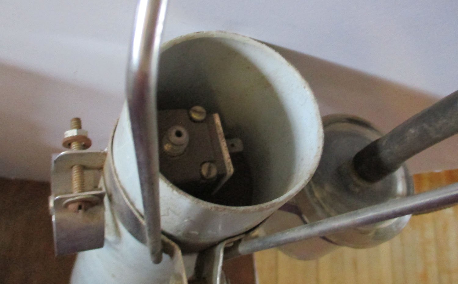 Cylinder 25 7/8"L with Sensor no Cap for Parts 6 Cylinder 25 7/8"L with Sensor no Cap for Parts