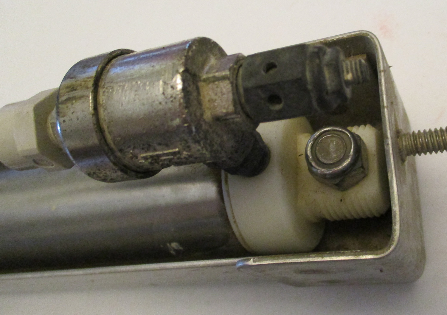 Cylinder 41&Amp;Quot;L O/All 14 1/4&Amp;Quot;L Stroke