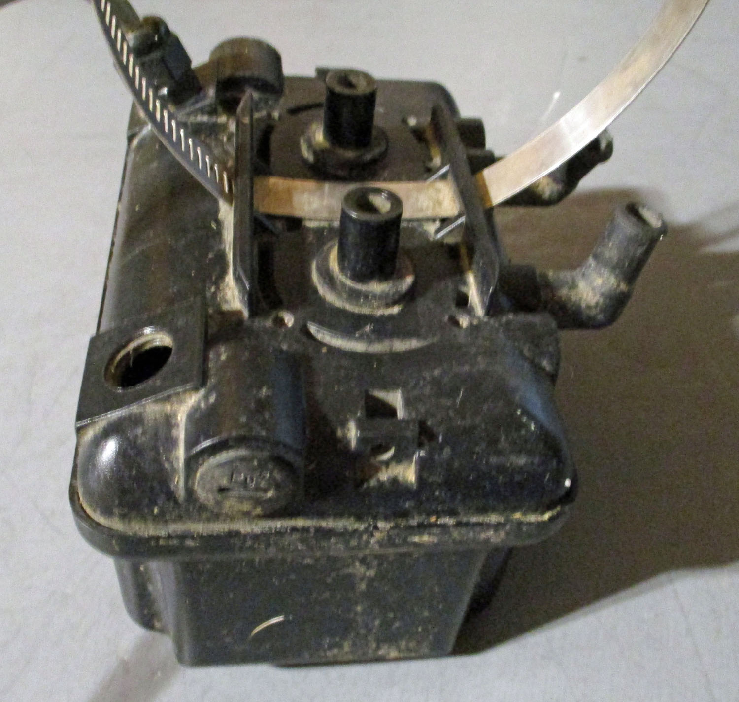 Valve Shift 5 7/16"L 4 Valve Shift 5 7/16"L