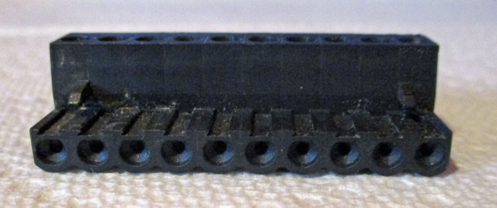 Terminal Black Omni 10 Place 250V 1 15/16&Amp;Quot;W