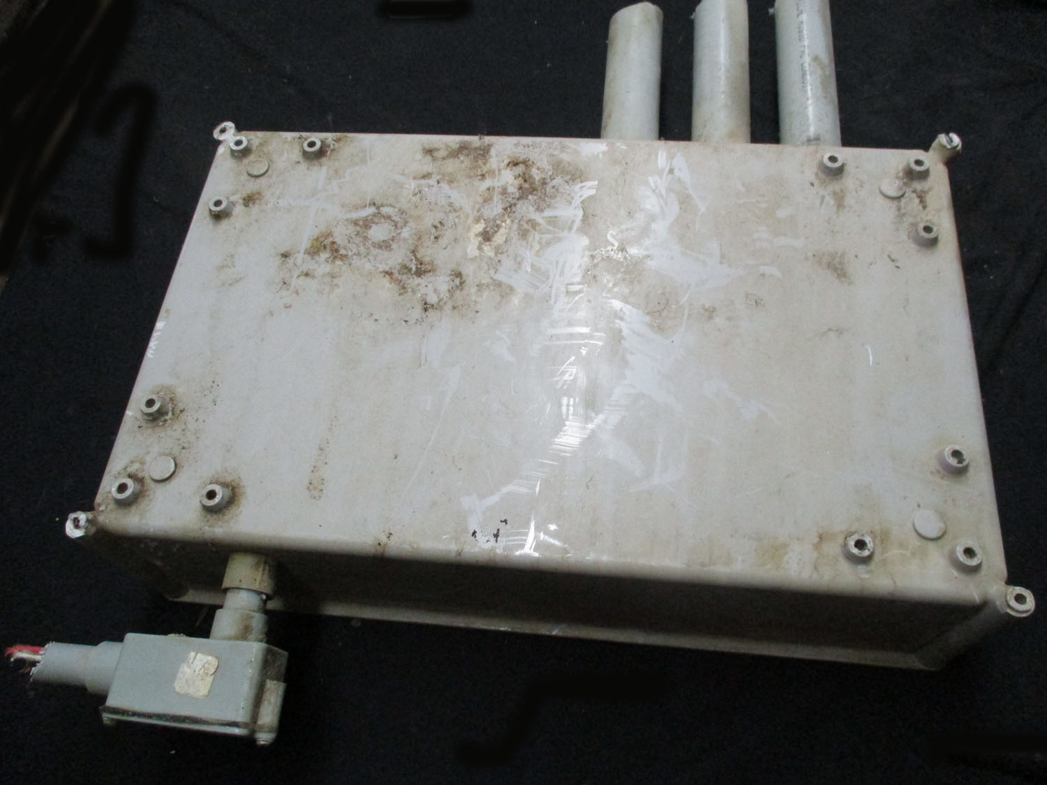 Power Supply W/ 1 Fuse Strip