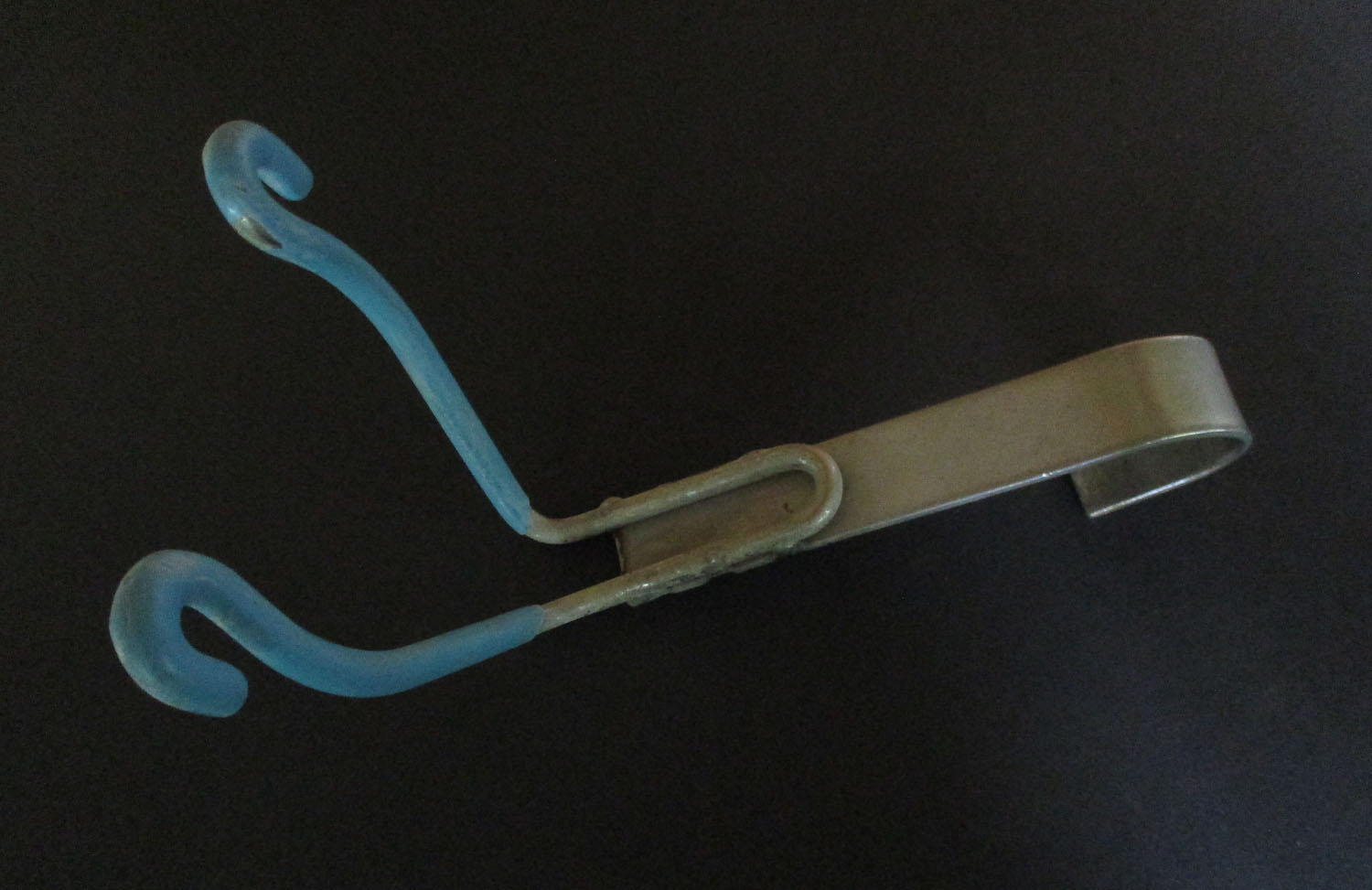 Bracket Detacher Blue