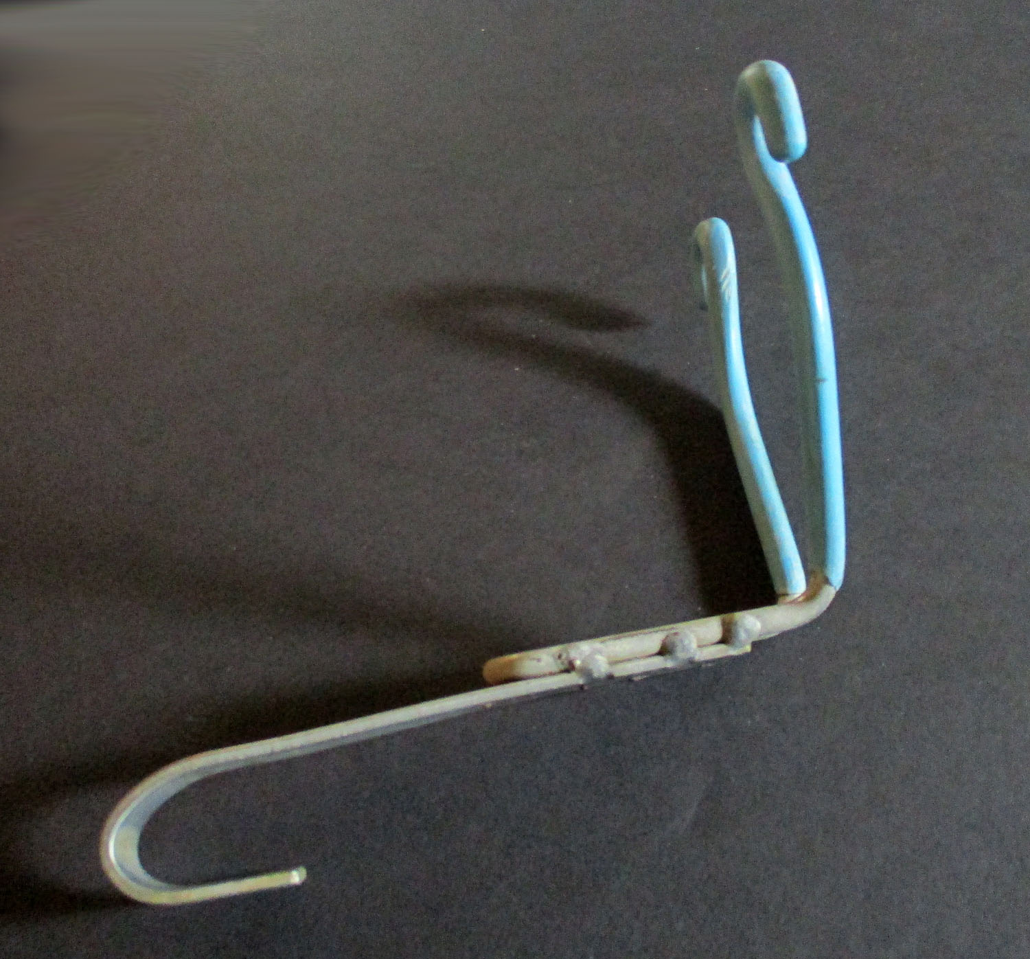 Bracket Detacher Blue