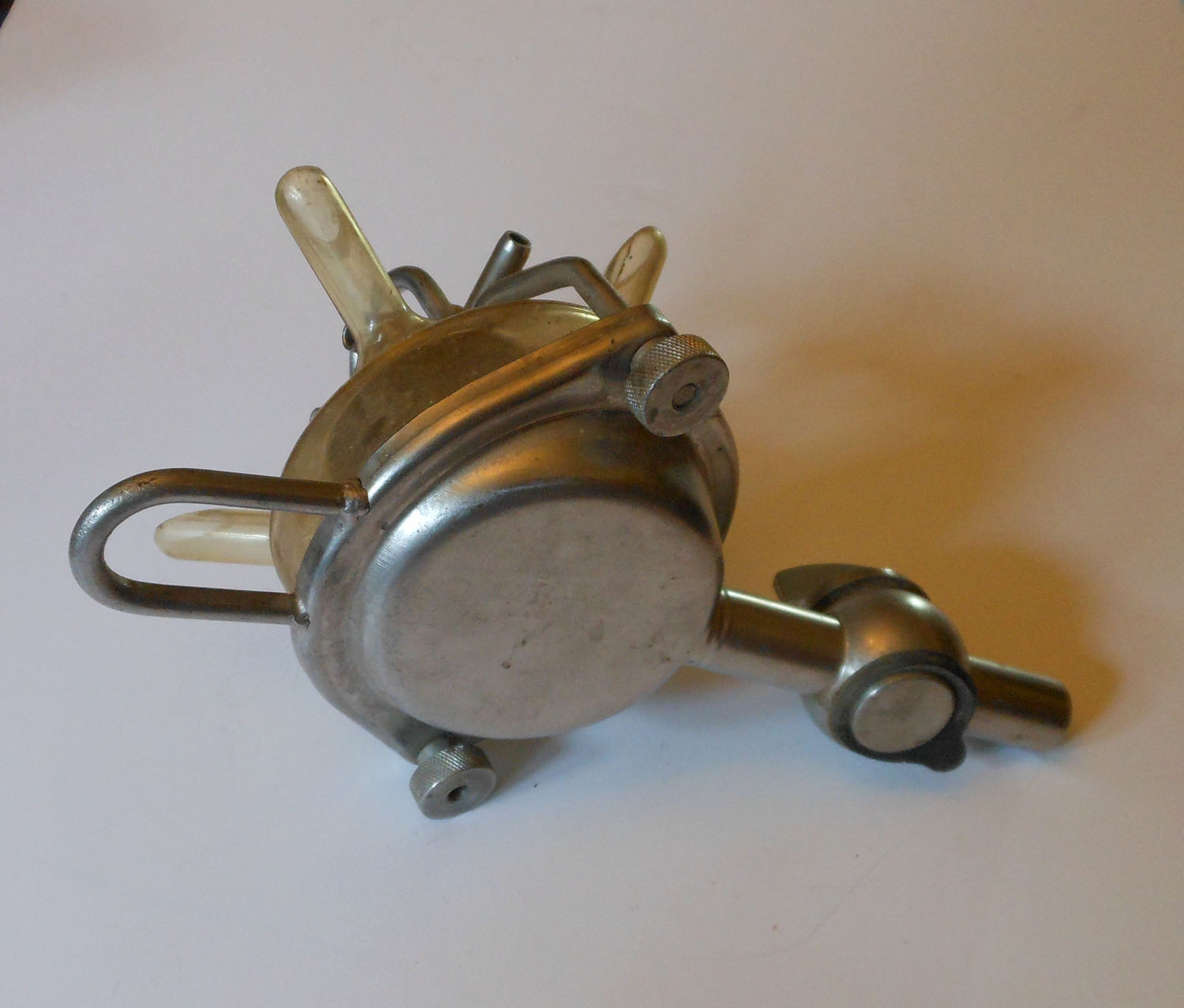Claw With Shut Off Full View