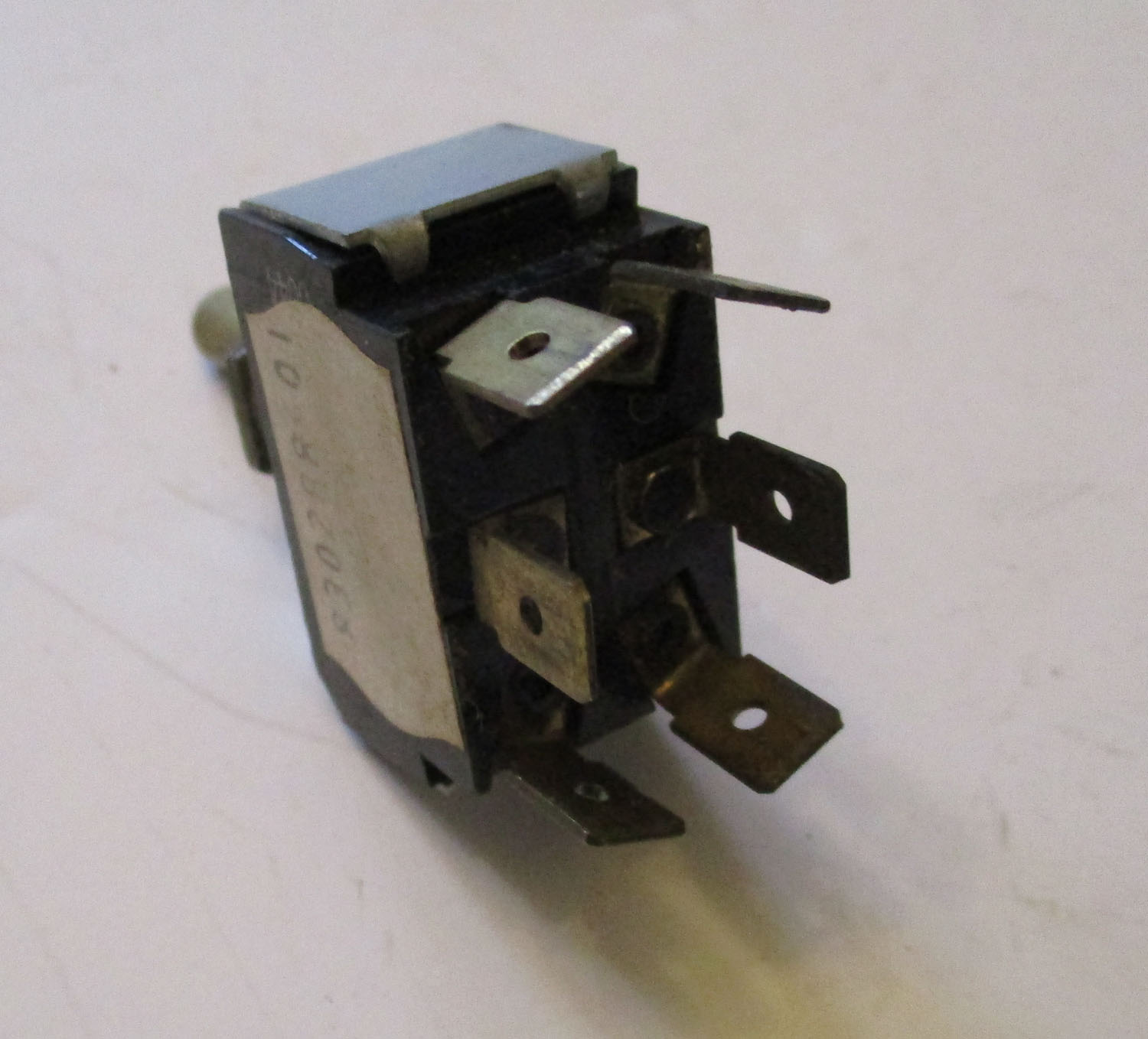 Switch Toggle Spdt 125-250Vac