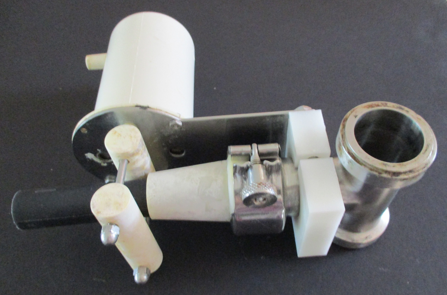 Valve, Air Operated W/Surge Ferrule, 1 1/2&Amp;Quot; Tee