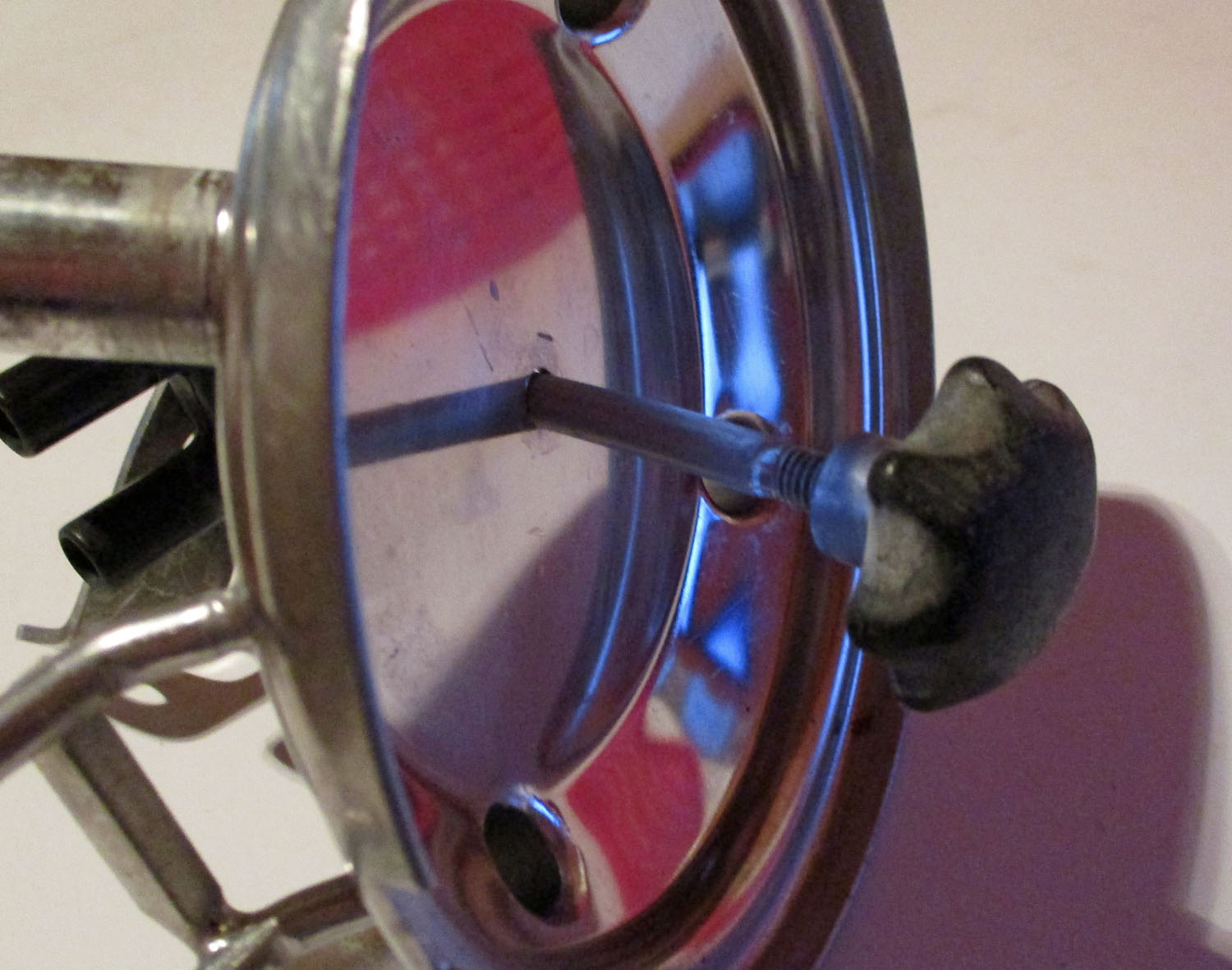 Lid Claw W/Air Divider, Hook &Amp;Amp; Bolt