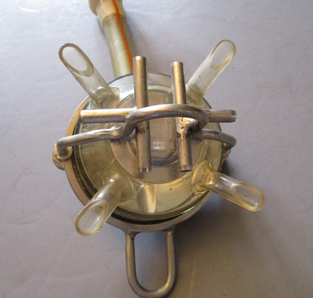 Claw Top Unload W/Shutoff