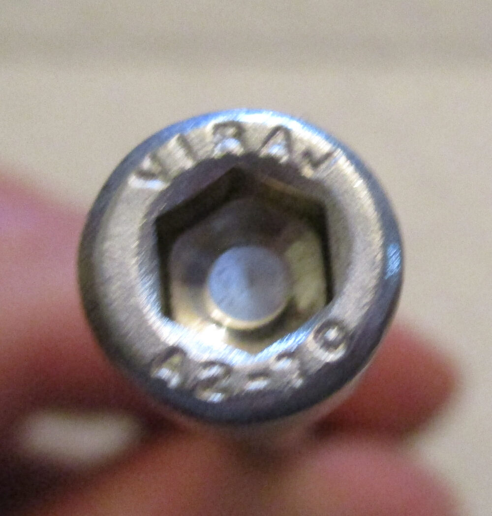 Bolt Metric Claw Classic 300 4 11/16&Amp;Quot;L M6-1.0 Thd Sz