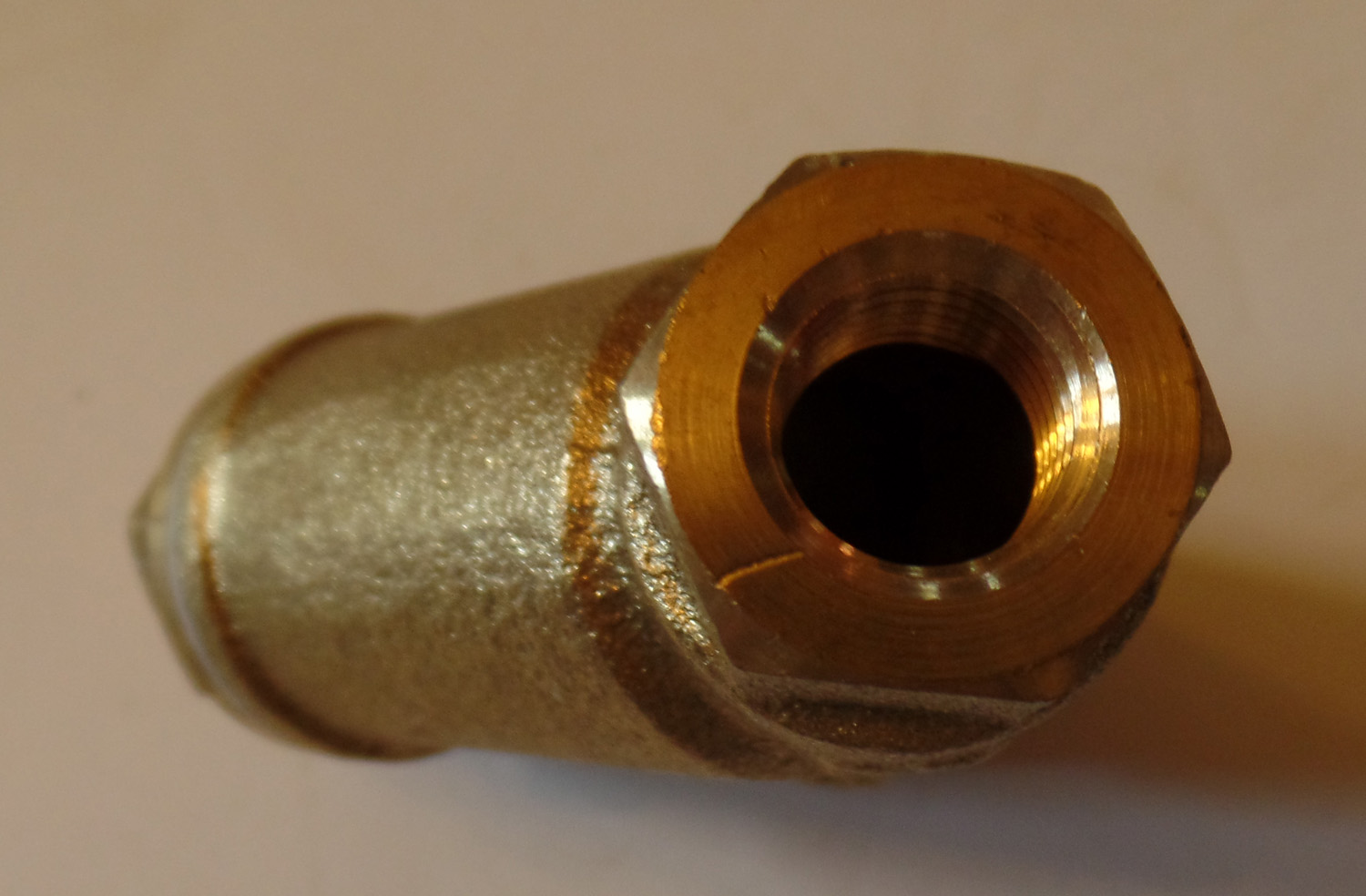 Strainer, Y, 1/4" 4 Strainer Y