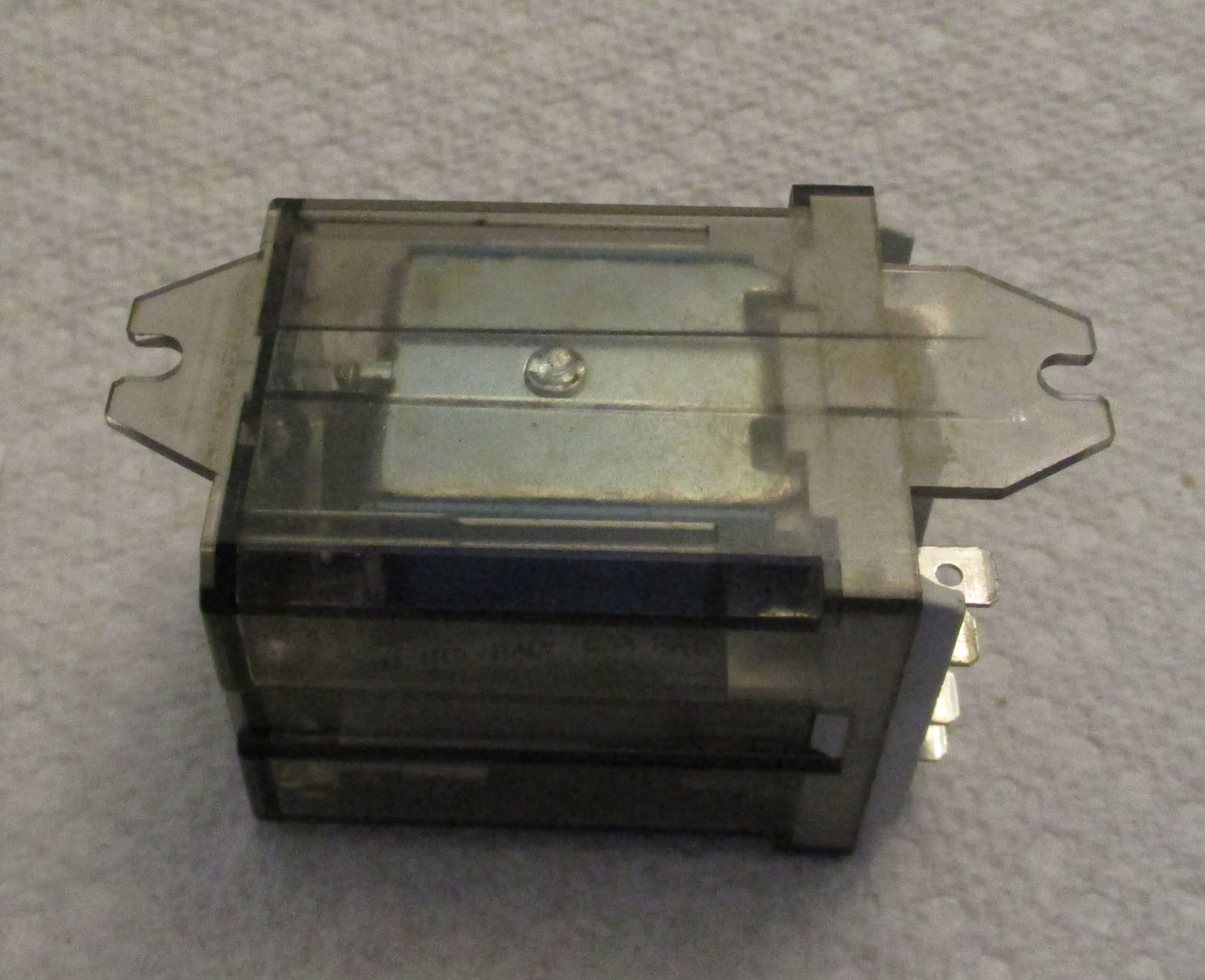 Relay 24Vdc 250-120Vac 15-3Amp 2-3/4Hp