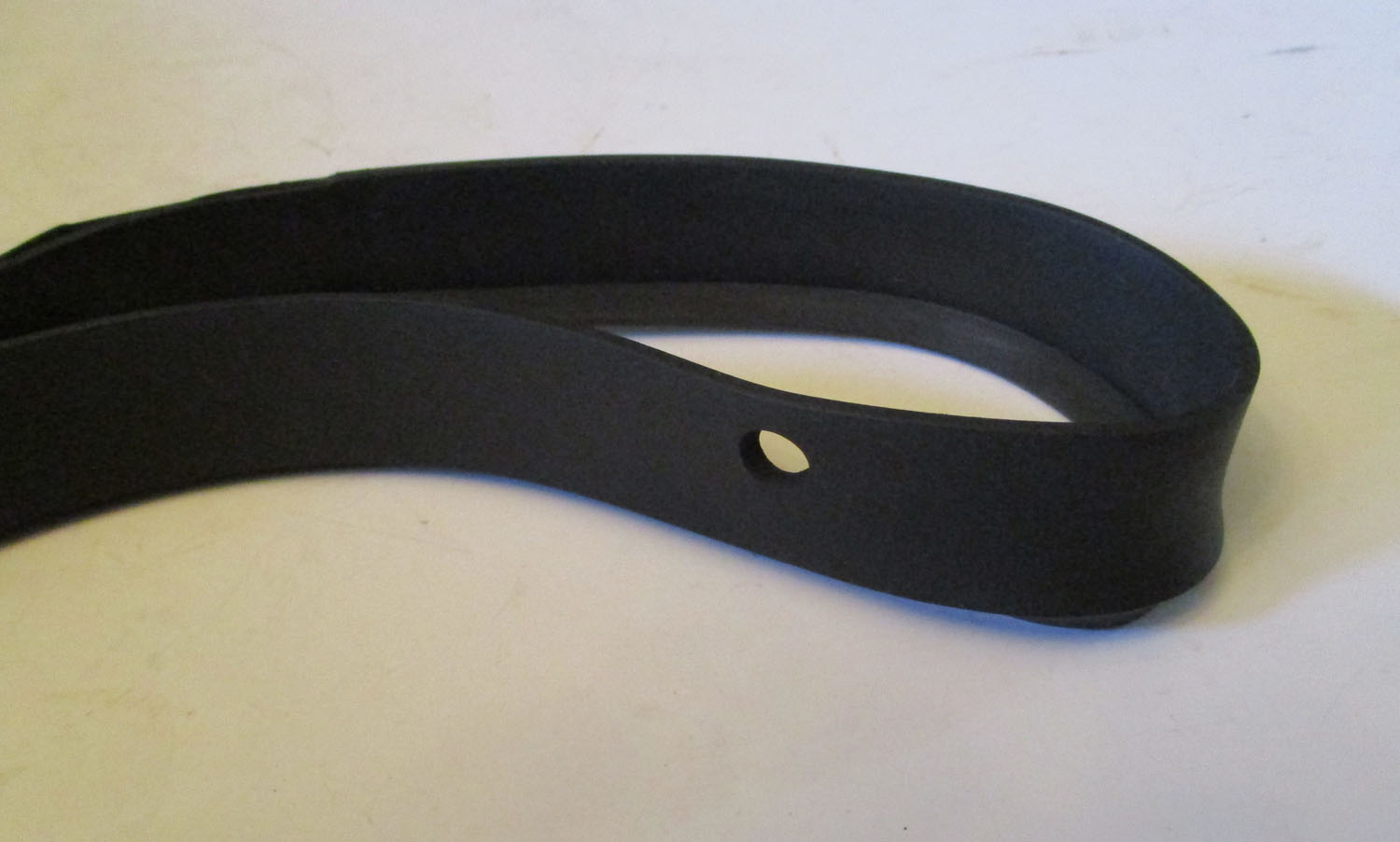 Gasket, Neoprene, Moist Trap 20 3/4"L & 22"L 5 Gasket Moisture Trap Neoprene 22" Long