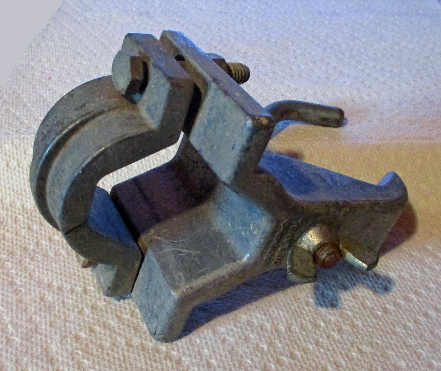 Clamp, Inside When Together 1 7/8&Amp;Quot;L X 1 7/8&Amp;Quot;W