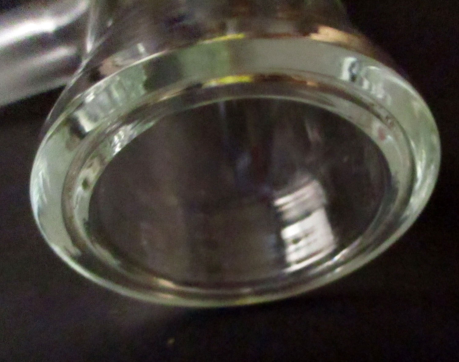 Pipe 1 1/2" Glass w/Nipple 6 Pipe 1 1/2" Glass w/Nipple