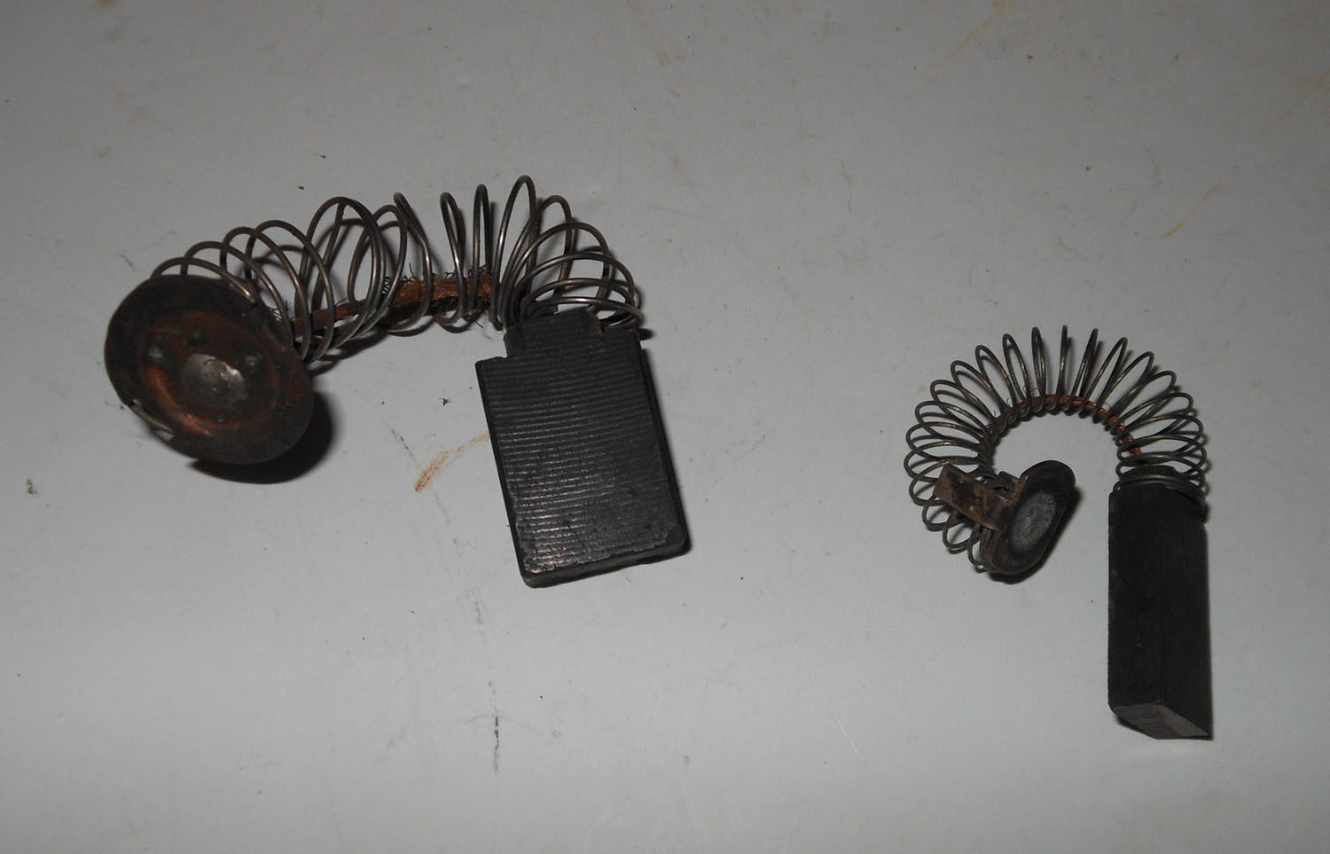 Brush Carbon For A Fractional Hp Motor Pkg Of 2